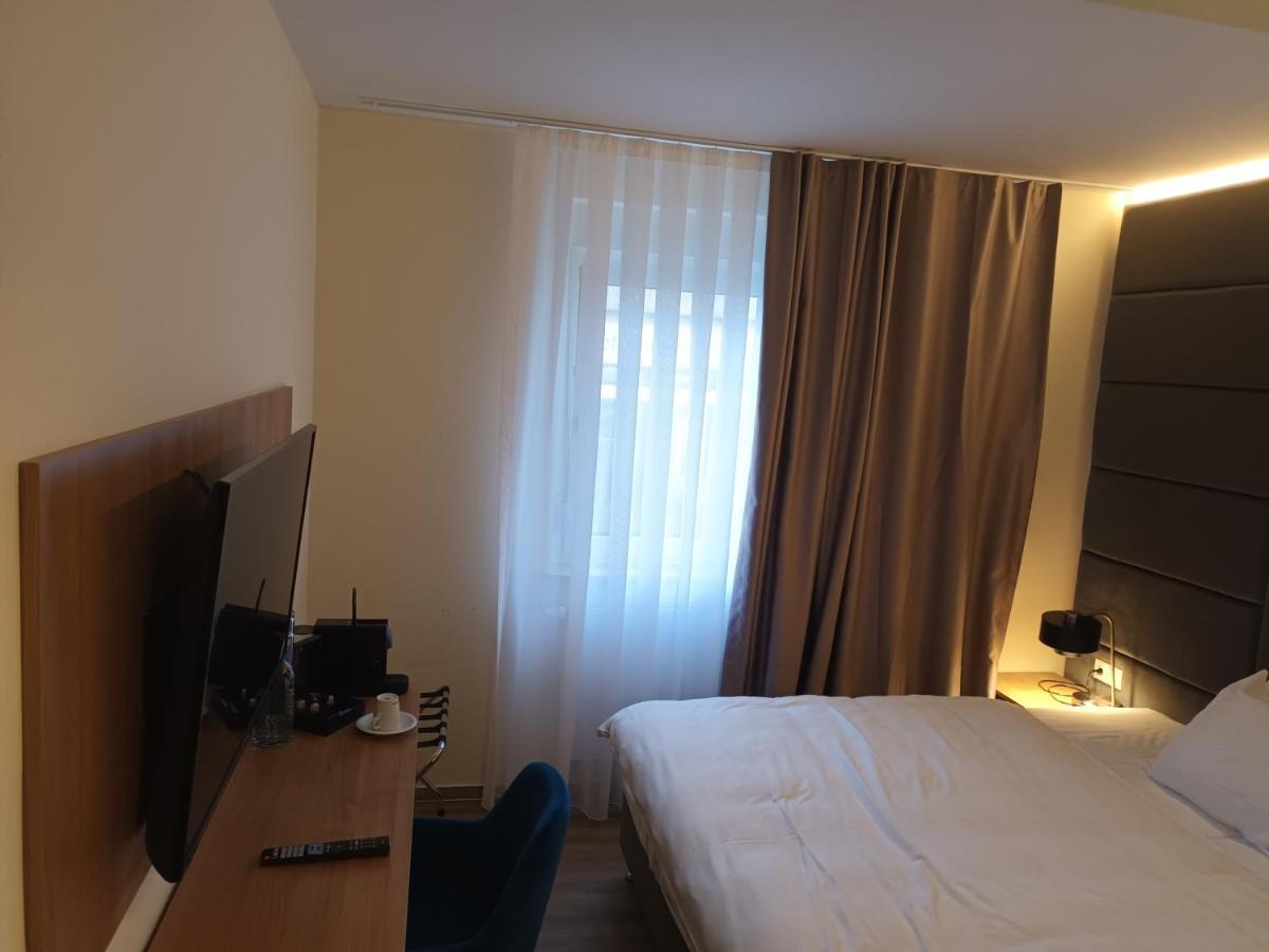 O&O Hotel Oberursel Zentrum Екстериор снимка